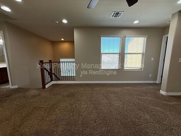 9020 W Nicolet Ave — Photo 14