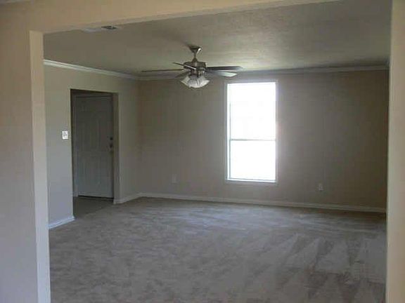 5th image of 1363 Falcon Dr