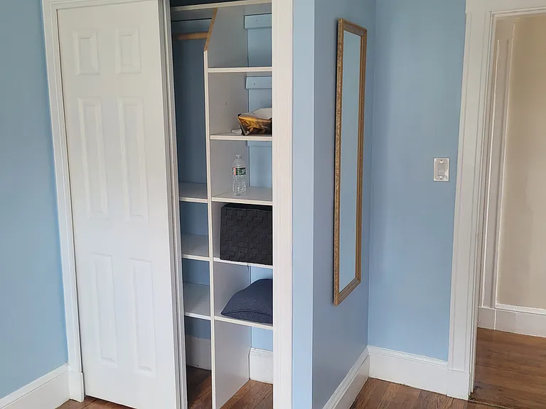 Room 1 Closet