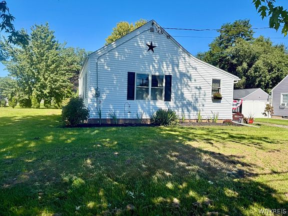 2nd image of 6065 Ketchum Ave