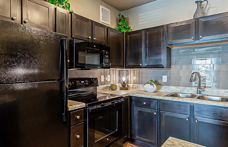 Paragon Westover Hills Apartments — Photo 6