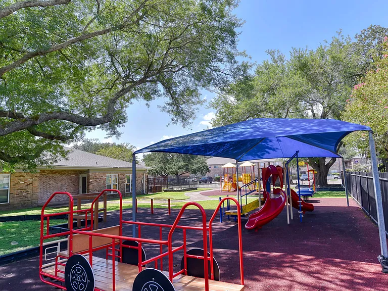 The Heights at Post Oak — Photo 38