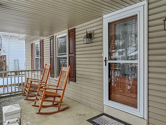 3rd image of 4462 Timberdale Dr