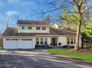 2 Romeo Dr, Smithtown, NY 11787