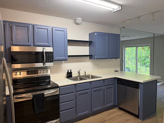 2nd image of 1035 68th St Unit 1