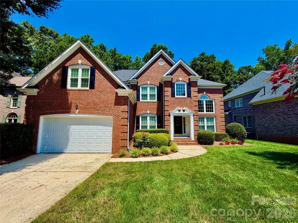 10110 Paradise Ridge Rd, Charlotte, NC 28277
