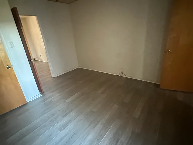 1030 Spring Garden St #1 — Photo 6