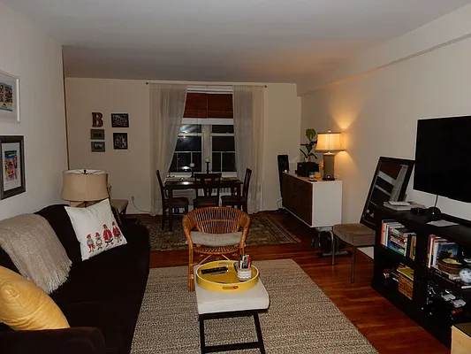 Rented by Aimee Grodanz, LREB | media 1