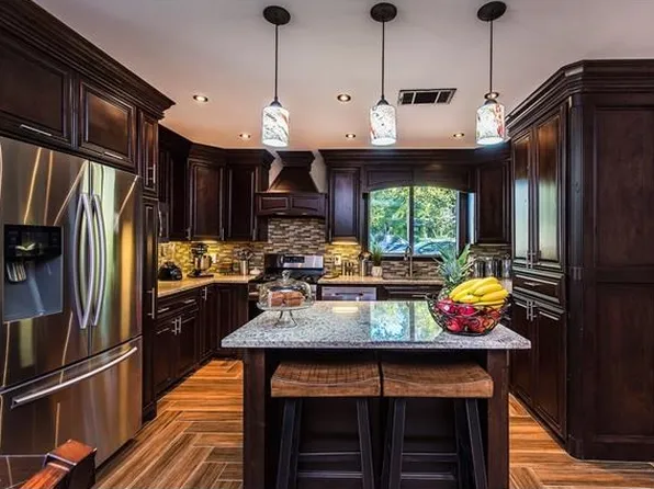 1501 Broadmoor Dr, Austin, TX 78723