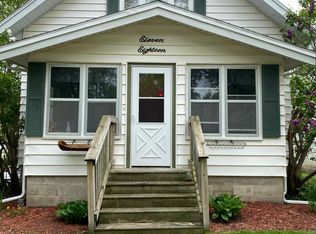 1118 W 8th St, Cedar Falls, IA 50613
