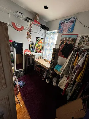 Rented by Safdie Realty Group | media 8