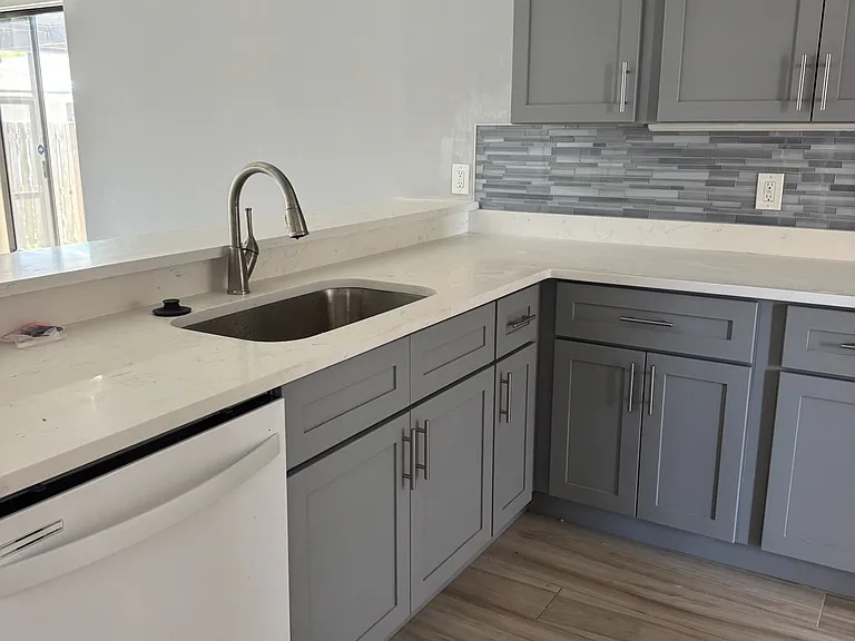 6391 Gateway Ave — Photo 13