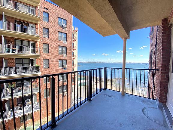 4th image of 1110 Stadium Ave APT 3B