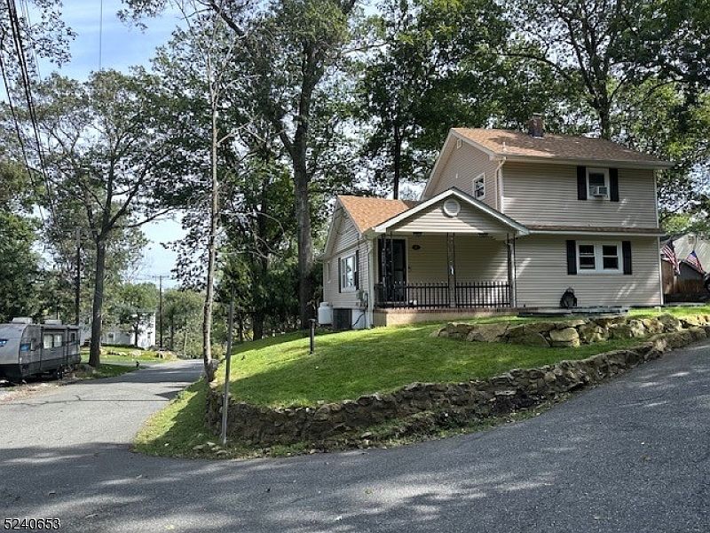 47 Wildwood Shores Dr, Hopatcong, NJ 07843 MLS 3861601 Zillow