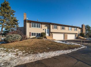 10326 Balsam Ln, Eden Prairie, MN 55347