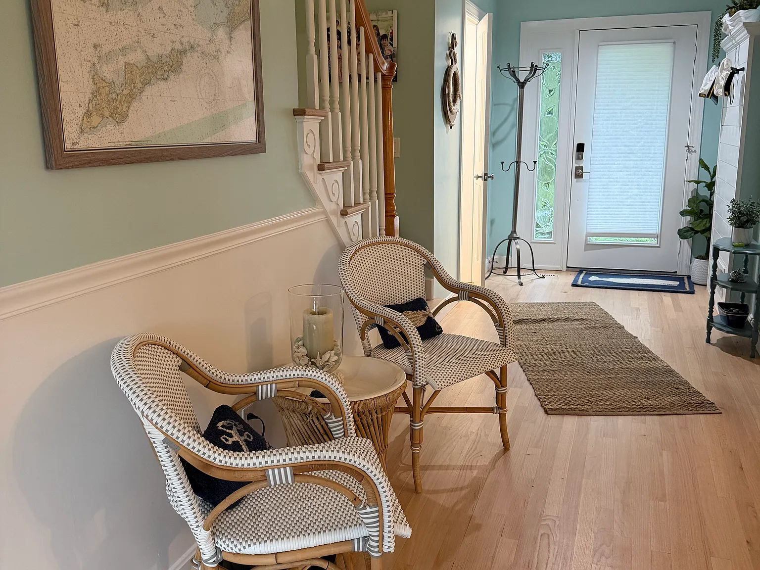 2 bed, 2.5 bath, 1645 sqft, $4,000 — Photo 3