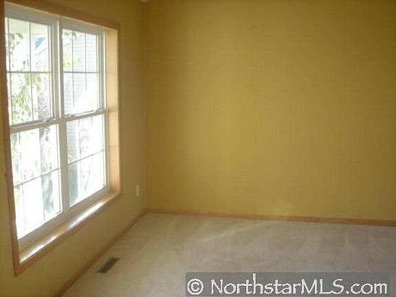 4th image of 10140 42nd St NE