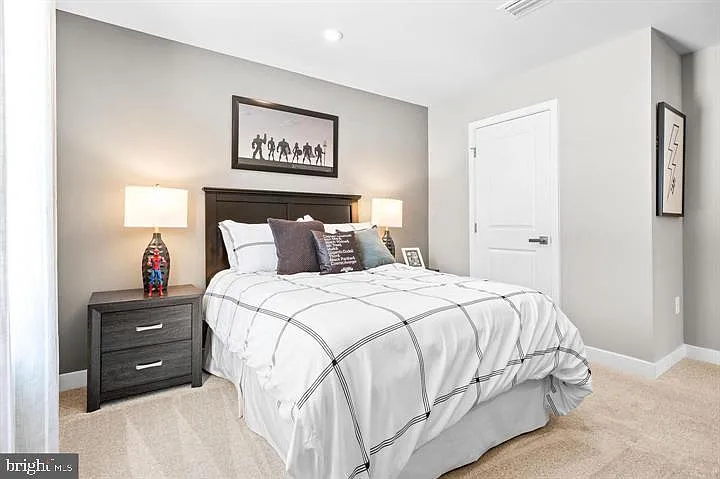 141 Dithridge Dr — Photo 44