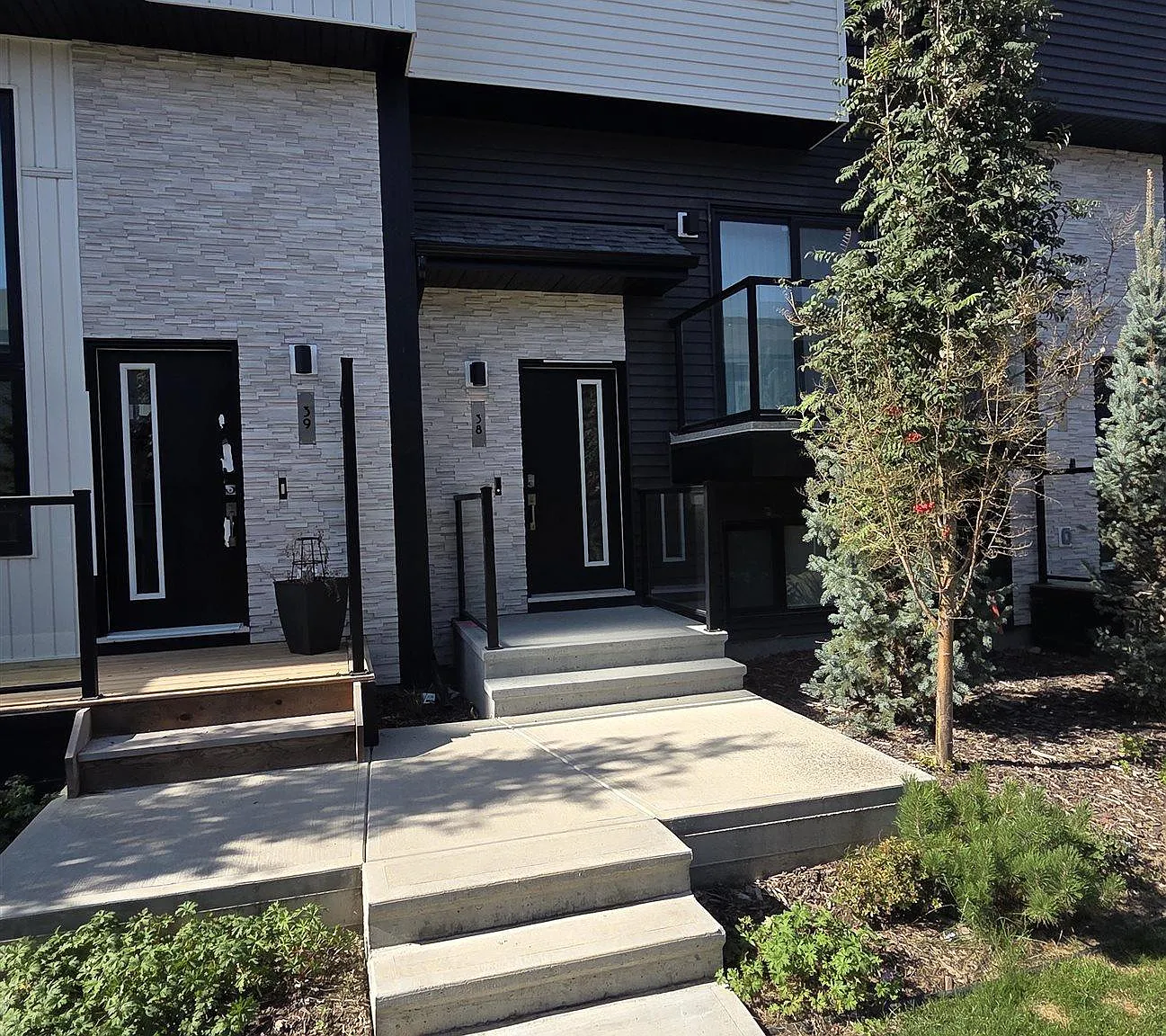 3 bed, 2.5 bath, 1711 sqft, $2,500 — Photo 1