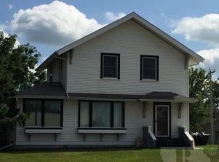 1609 Edgington Ave, Eldora, IA 50627