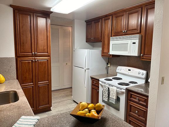 4th image of 1730 Halford Ave APT 342