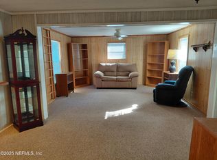 15690 Sears Rd, Jacksonville, FL 32218