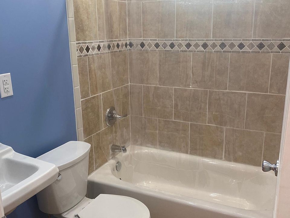 3424 Herman St, Louisville, KY 40212 Zillow