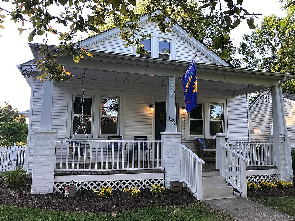 1st image of 1225 Brent St