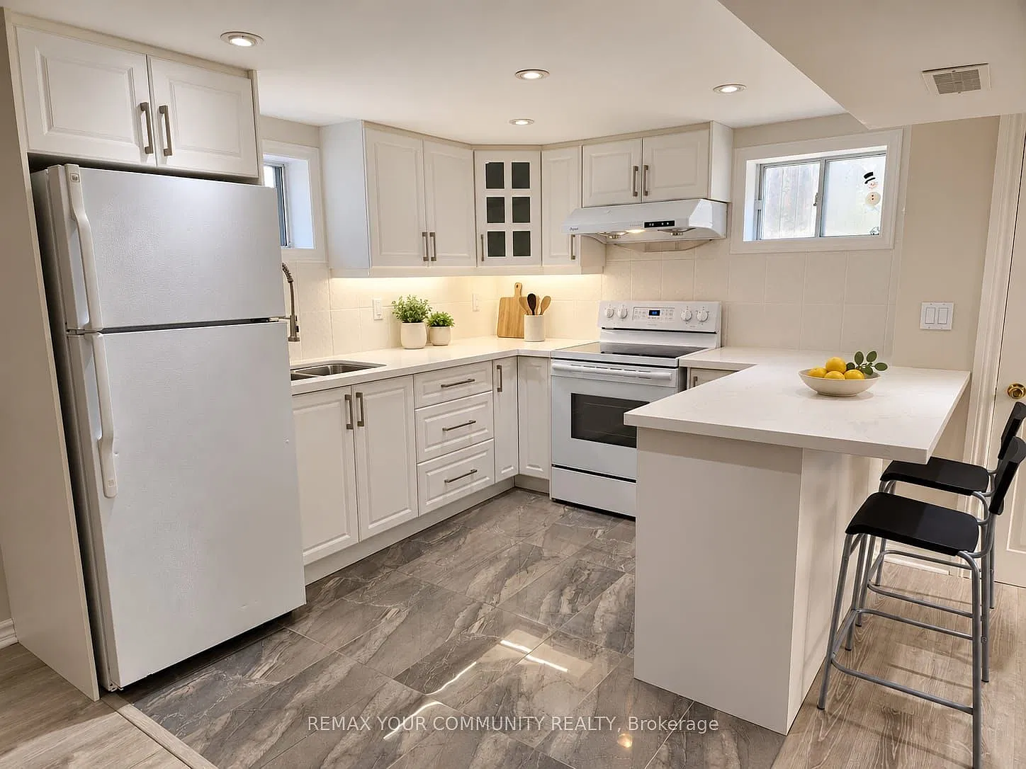 2 bed, $2,000 — Photo 1