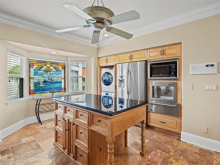 1593 Pinellas Bayway S — Photo 16