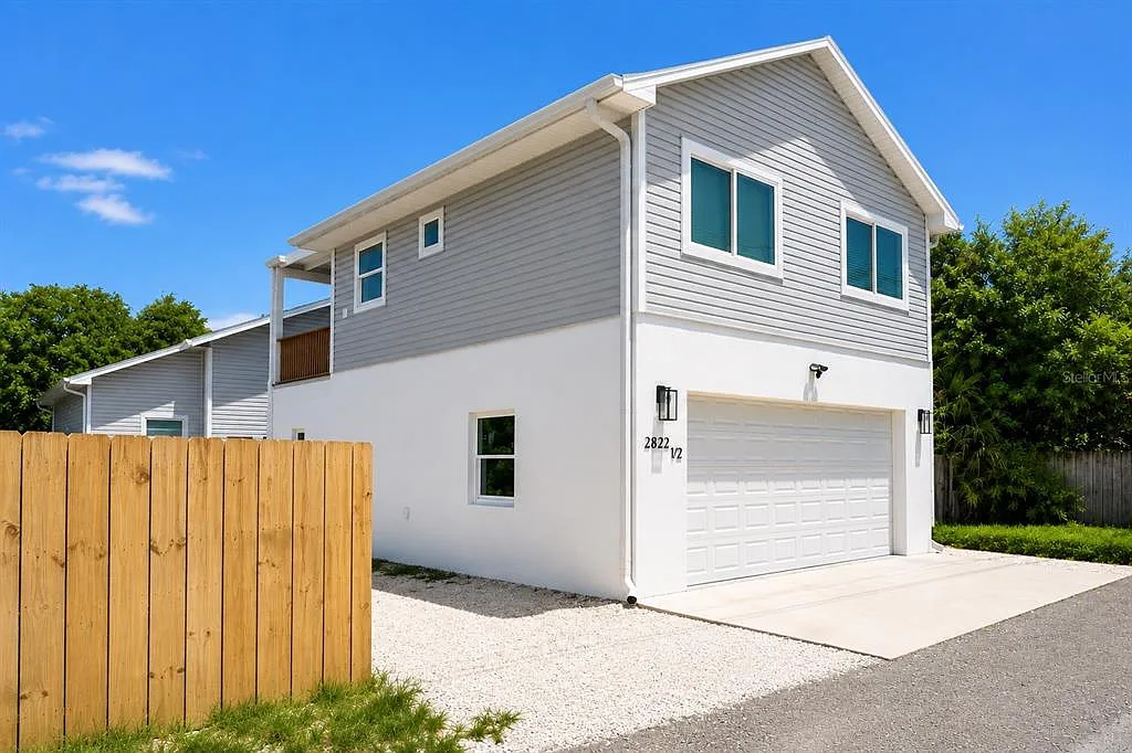 2 bed, 1.0 bath, 600 sqft, $2,600 — Photo 1