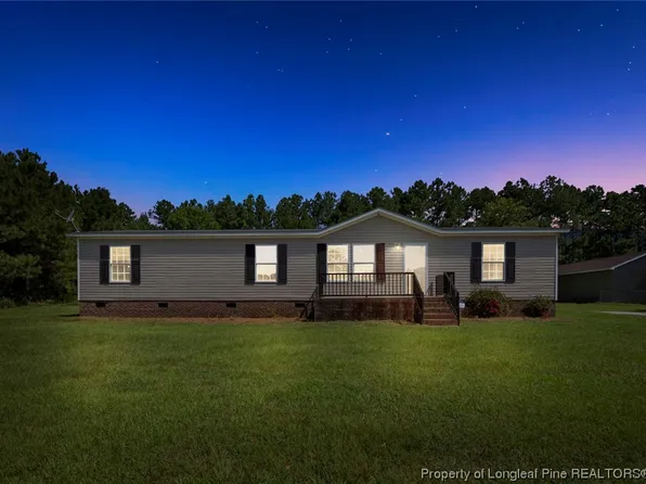 1017 Brisson Rd, Saint Pauls, NC 28384