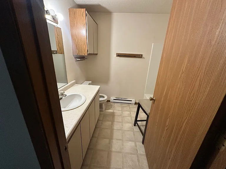 1554 Namekagon St #15 — Photo 7