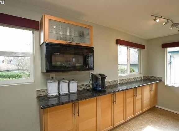 5th image of 14855 SE Lone Oak Ln