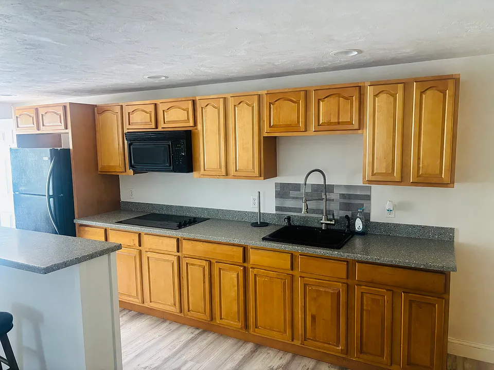 16 Stafford Rd #16A