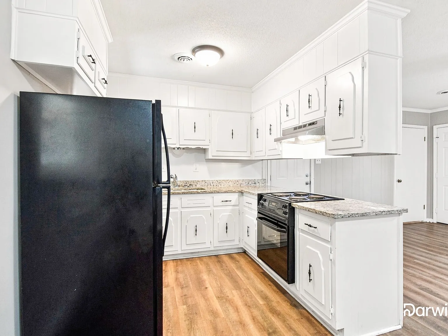 4 bed, 2.0 bath, 1410 sqft, $1,820 — Photo 4