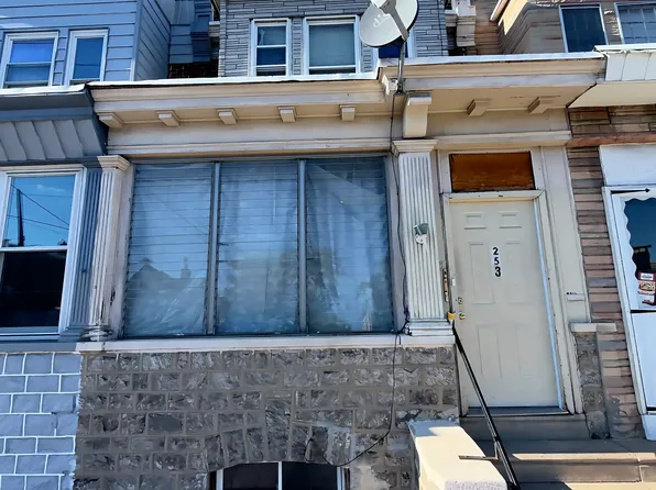 253 W Rockland St #1, Philadelphia, PA 19120