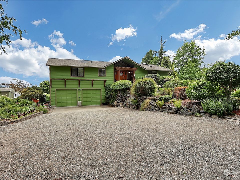1st image of 1364 Pilchuck Hts