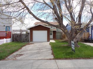 108 E Laurel St, Gillette, WY 82718