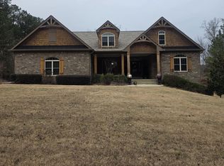 407 Saint Regis Dr, Oxford, GA 30054