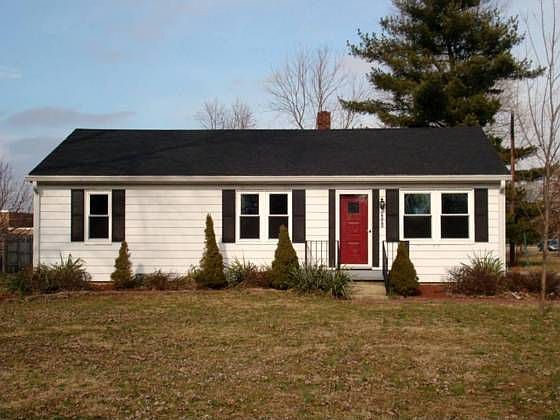 1st image of 4006 Linden St