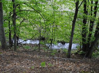 W Adams Rd, Pentwater, MI 49449