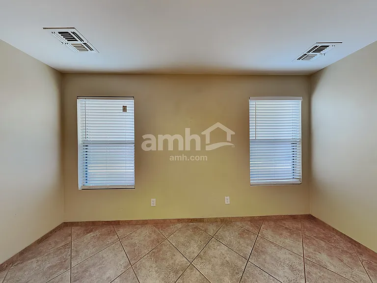 765 W Flaming Arrow Dr — Photo 10