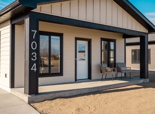 7034 E 48th St, Taber, AB T1G1N7