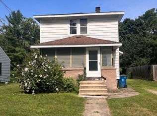 5273 Keyes Dr, Kalamazoo, MI 49004