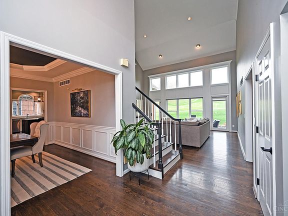 5th image of 7721 Pine Isle Ct