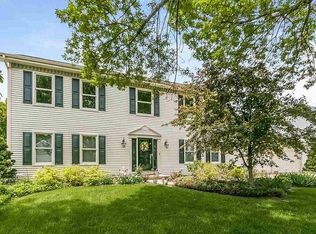 6 Bishops Hill Cir, Madison, WI 53717