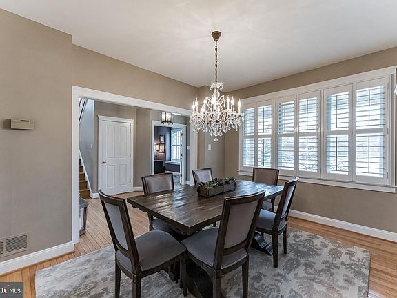 4th image of 107 Margaret Ln