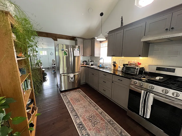 53 Rock City Rd — Photo 3