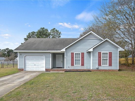 1221 Hobson Rd, Raeford, NC 28376